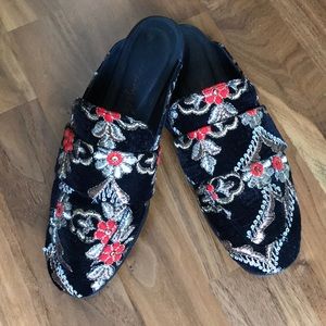 Free People Velvet Slip-On Mules. Size 6